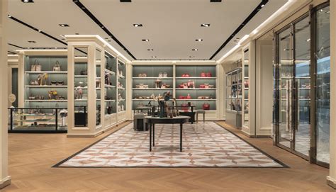 gucci inside store.